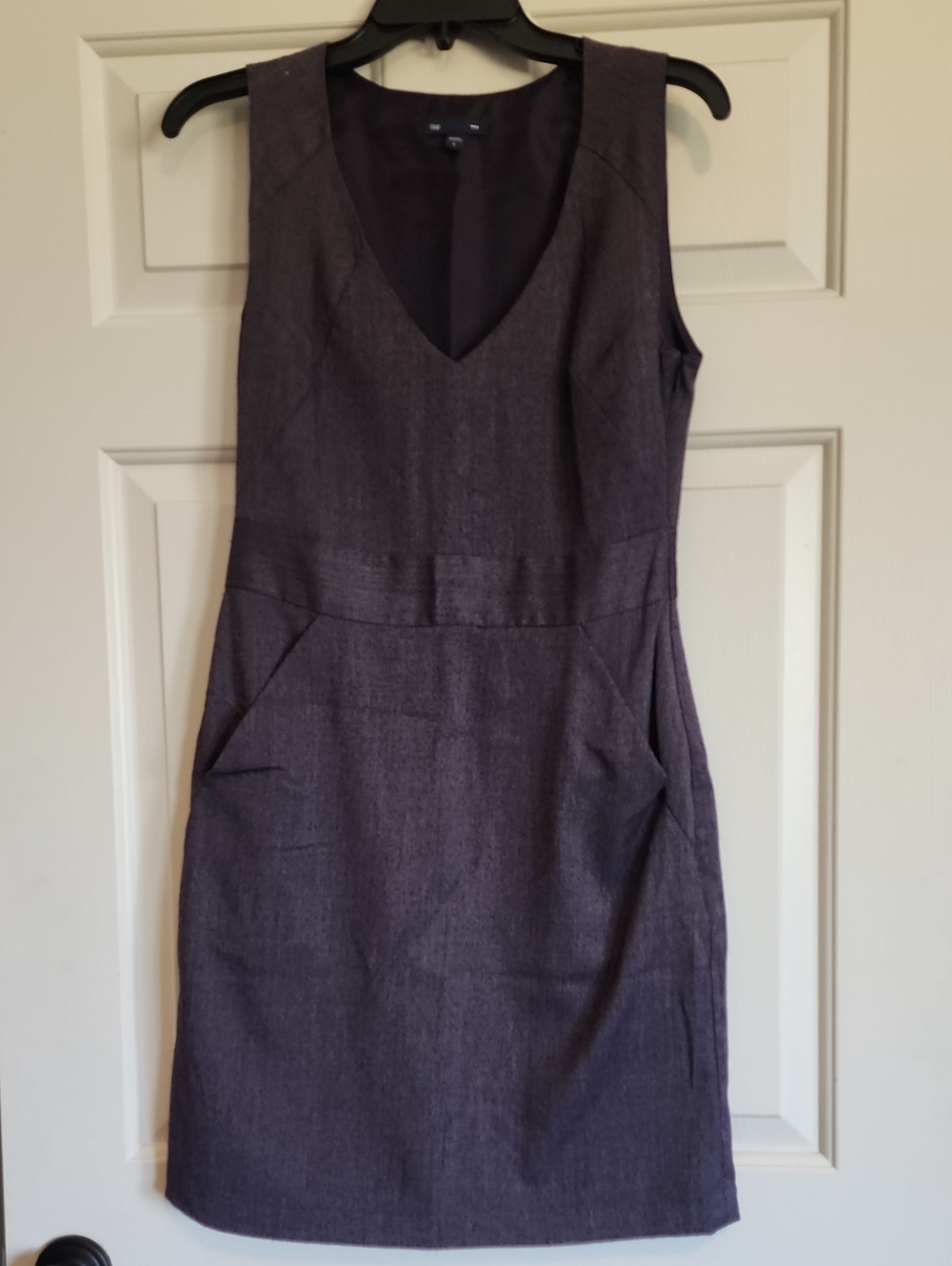 Gap Sleeveless V-Neck Sheath Dress in Dark Plum